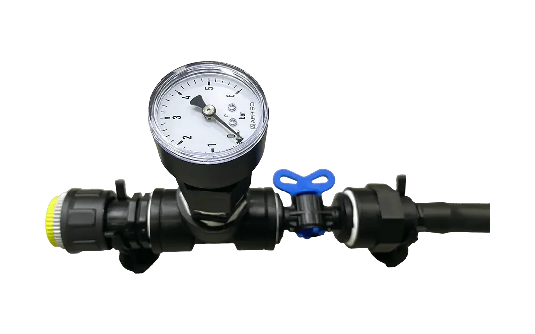 Messgerät zur Bestimmung der Wassermenge bei einstellbarem Fließdruck